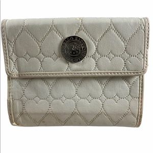 Hello Kitty white heart Sanrio Smiles wallet logo